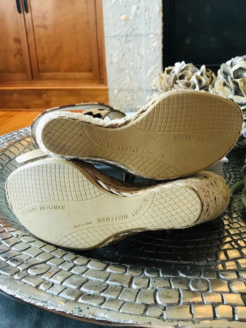 BOHO-CHIC STUART WEITZMAN CALF HAIR LEOPARD ESPADRILLE WEDGE STATEMENT SANDAL - Picture 13 of 14